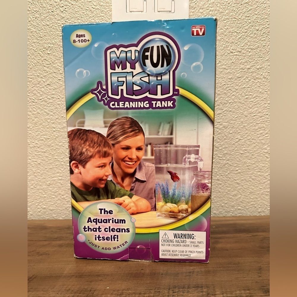 NEW My Fun Fish Cleaning Tank - Aquarium that cleans itself
